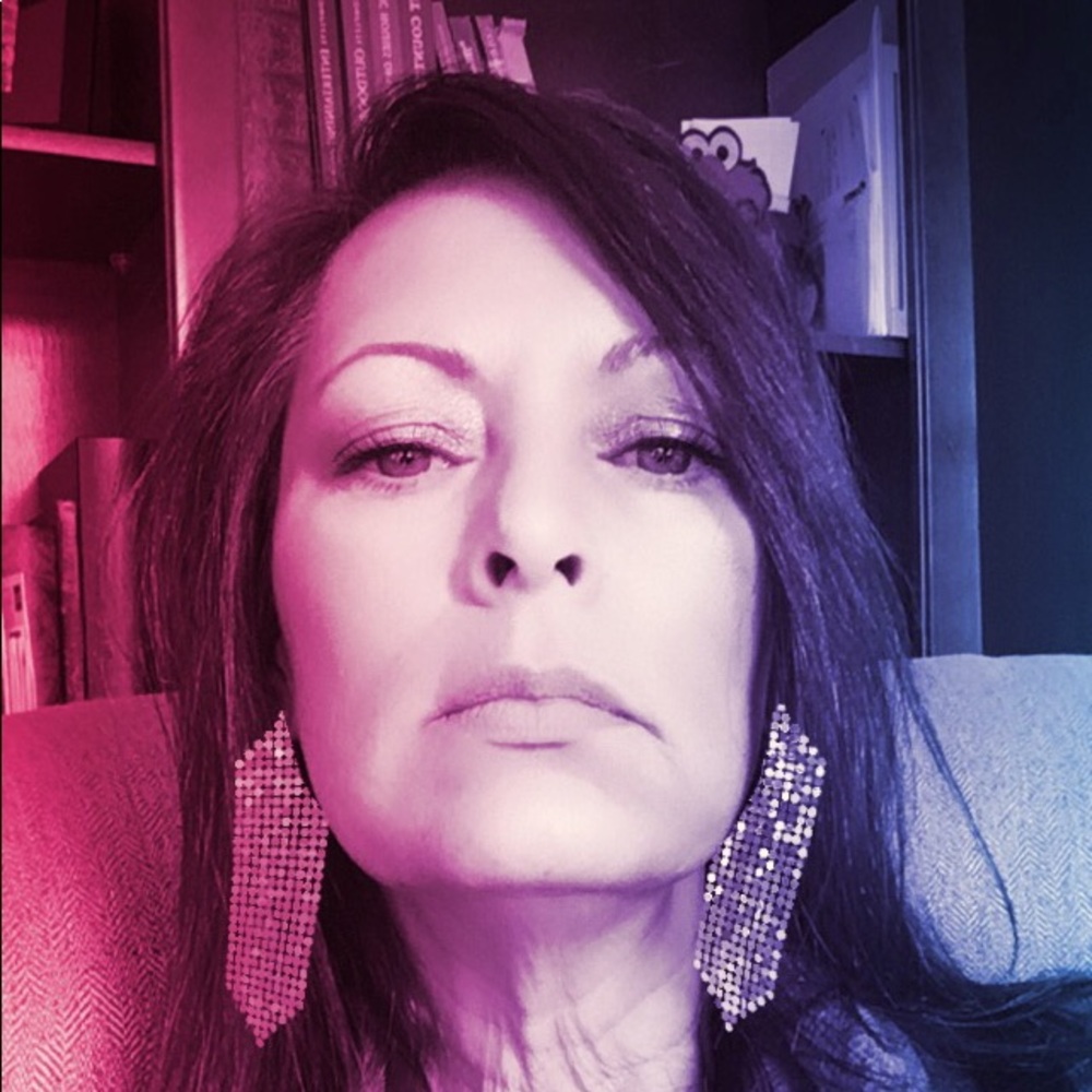 Meet your Posher, Kiki